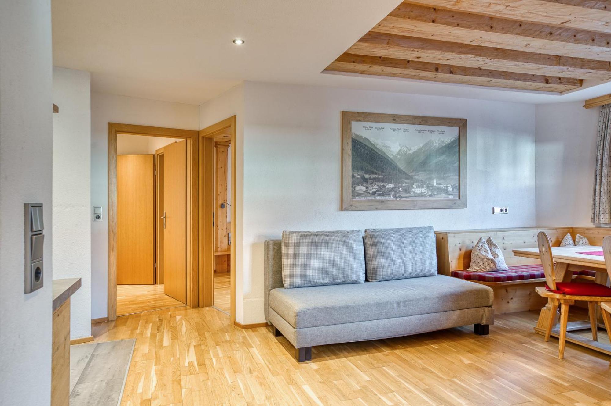 Hotel Alpenstolz Мидерс Номер фото