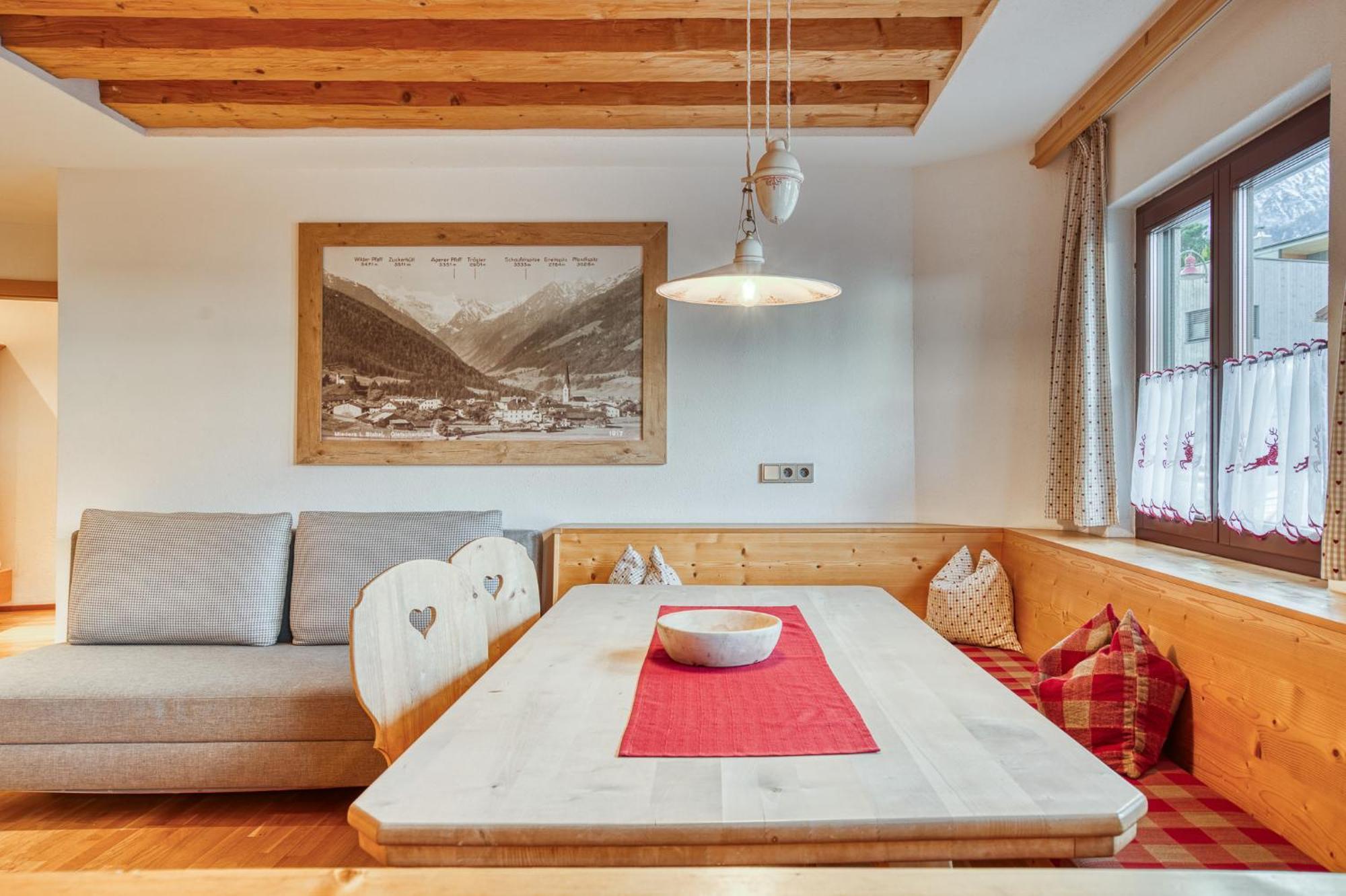 Hotel Alpenstolz Мидерс Номер фото
